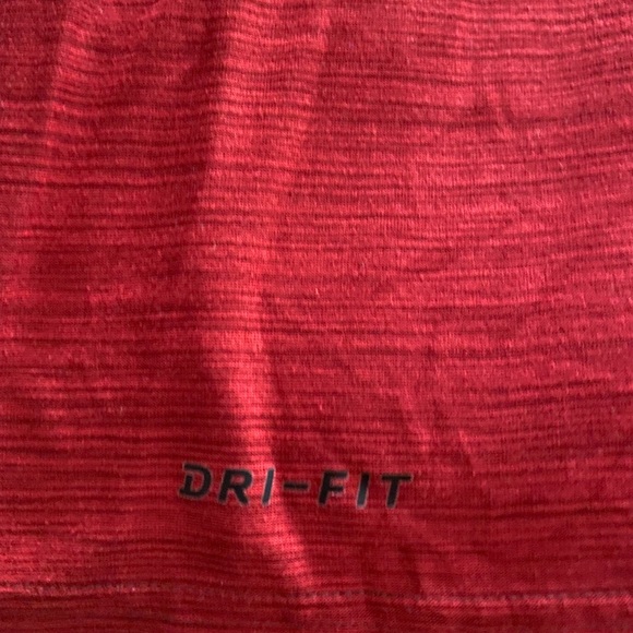 Nike dri fit long sleeve 1/4 zip - Picture 3 of 3